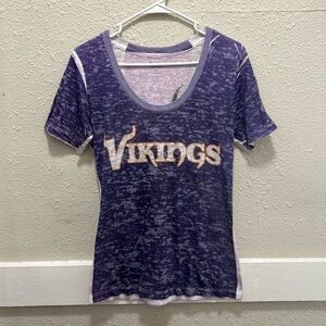 Touch by Alyssa Milano Vikings Fitted Tee Medium